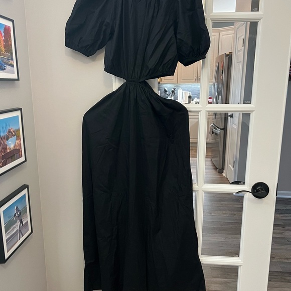 Faithfull the Brand Black Cut-Out Midi Dress puff sleeves size 4 EUC - Picture 3 of 8